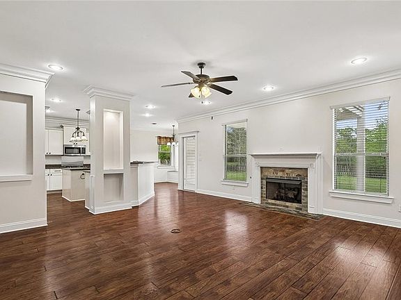 5th image of 205 Del Sol W