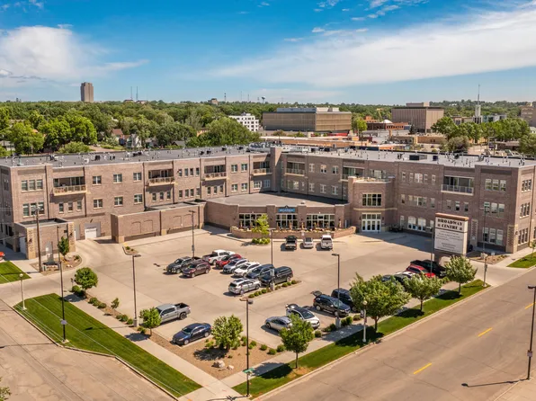 100 W Broadway Ave Unit 304, Bismarck, ND 58501