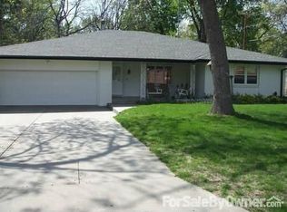 3145 W Summit Blvd, Lincoln, NE 68502