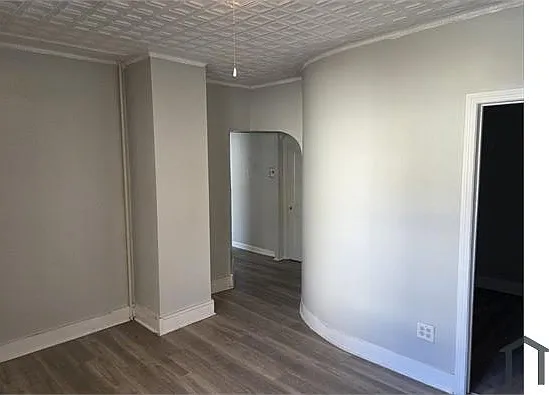 3 bed, 1200 sqft, $2,600 — Photo 4
