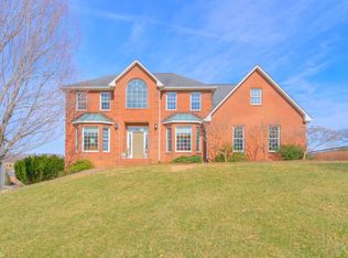 2106 Reagan Rd, Blacksburg, VA 24060