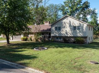 1204 Elm Hills Blvd, Sedalia, MO 65301