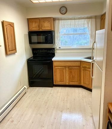 5th image of 16 Deanna Dr APT 30