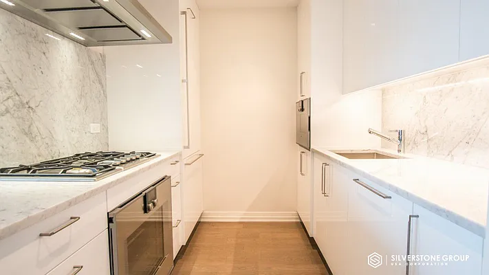 Rented by Silverstone Group USA Corp. | media 69