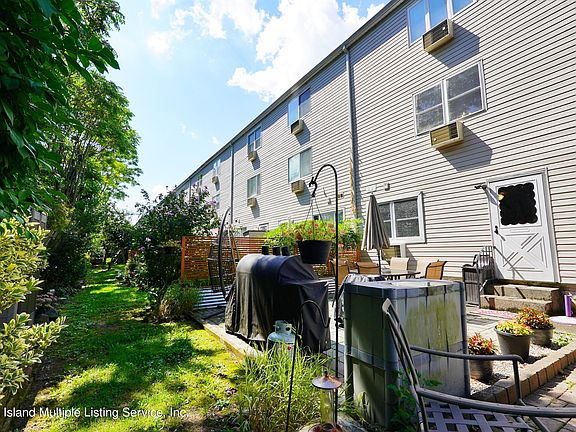 3rd image of 60 Francine Ct #A