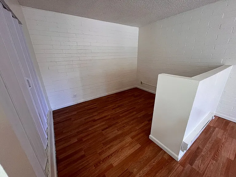 2000 N Camino Serna — Photo 13