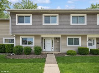 1130 Sandpiper Ct #1130, Bartlett, IL 60103