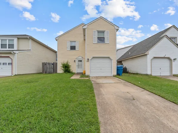 4148 Ohare Dr, Virginia Beach, VA 23453