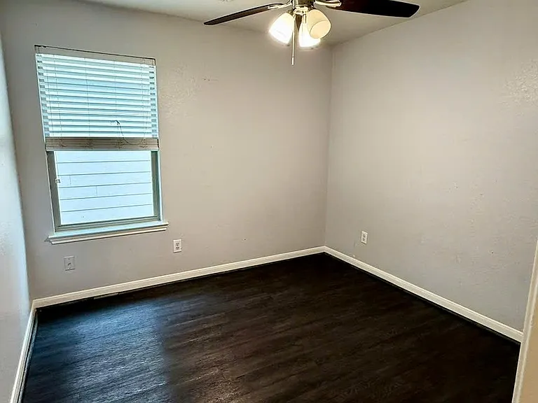 9214 Purston Ct — Photo 7