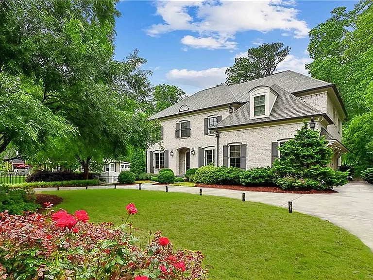 2115 Howell Mill Rd NW — Photo 51