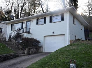 1496 Ravinia Rd, Charleston, WV 25314