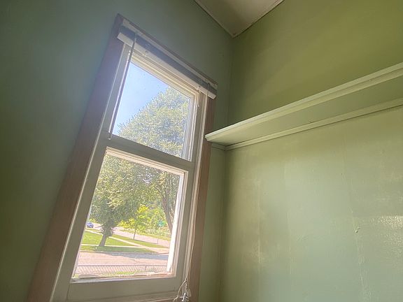 Backdoor mudroom