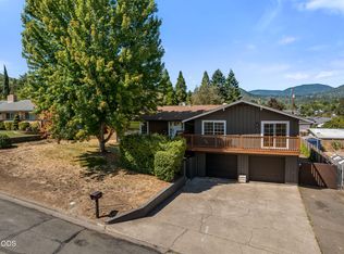 712 NW Savage St, Grants Pass, OR 97526