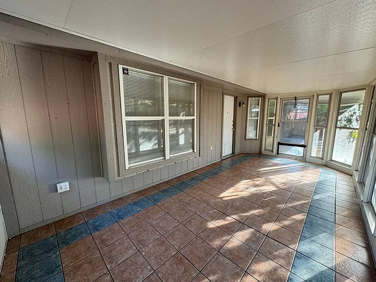 3303 Trey Ln — Photo 13