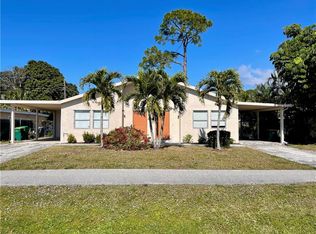 4009 Thomasson Ln #A-B, Naples, FL 34112