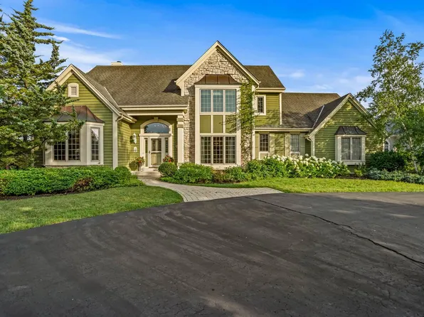 5850 South Timber Ridge COURT, New Berlin, WI 53151