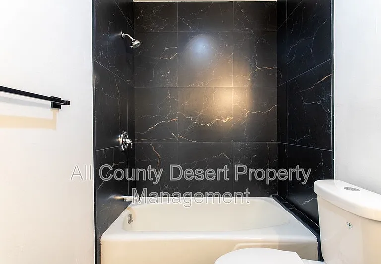 46075 Ocotillo Dr #4 — Photo 25