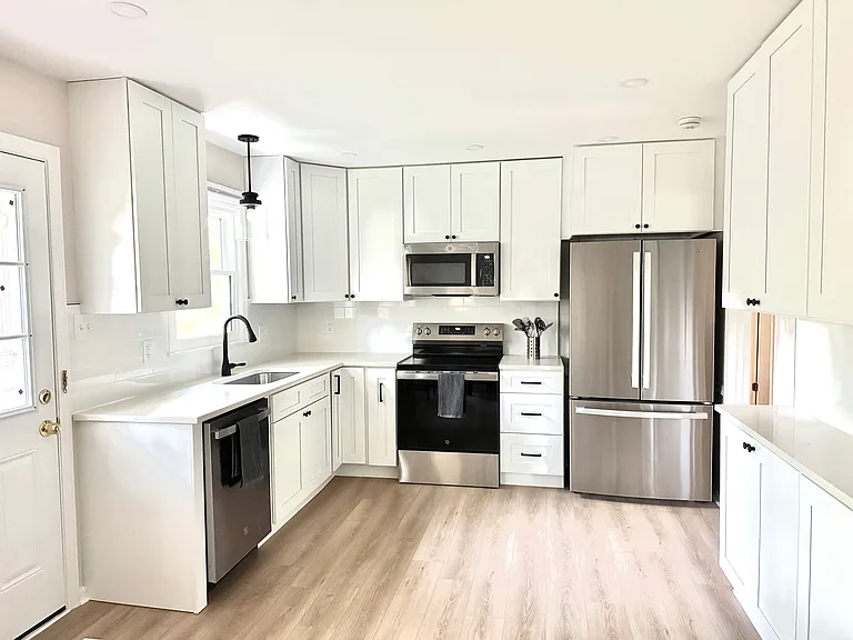 417 Old Waterford Rd NW — Photo 11