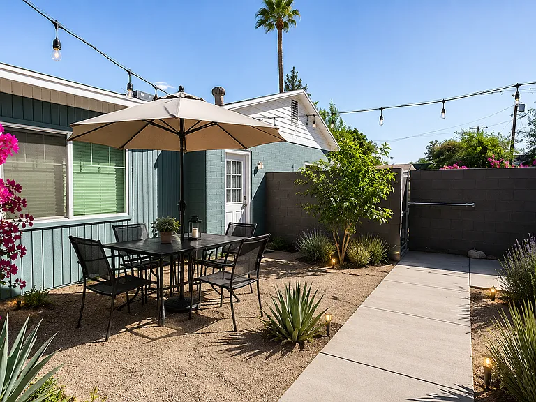 1138 E Devonshire Ave #D6 — Photo 10