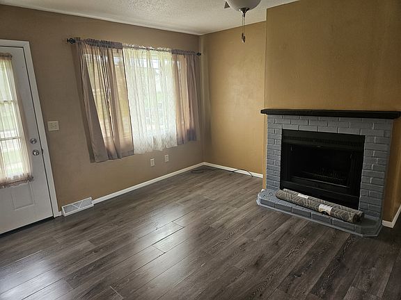 2nd image of 2327 Wilson Ave SW