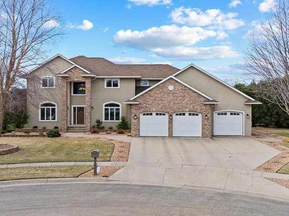 823 Cullen Cir, Marshall, MN 56258