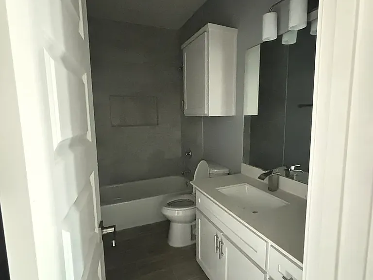 1811 Elsham Rd #2 — Photo 6