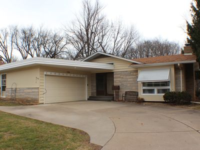 3210 15th St #A, Moline, IL, 61265