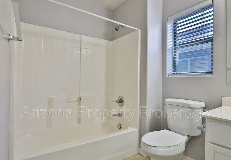3879 E Santa Fe Ln — Photo 18