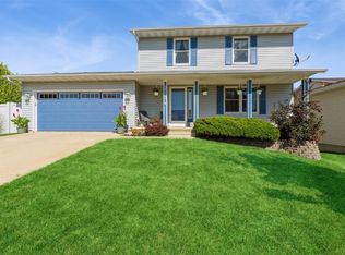 3703 Prince Dr SW, Cedar Rapids, IA 52404