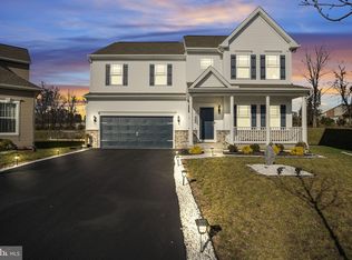26 Barnhart Cir, Mechanicsburg, PA 17050