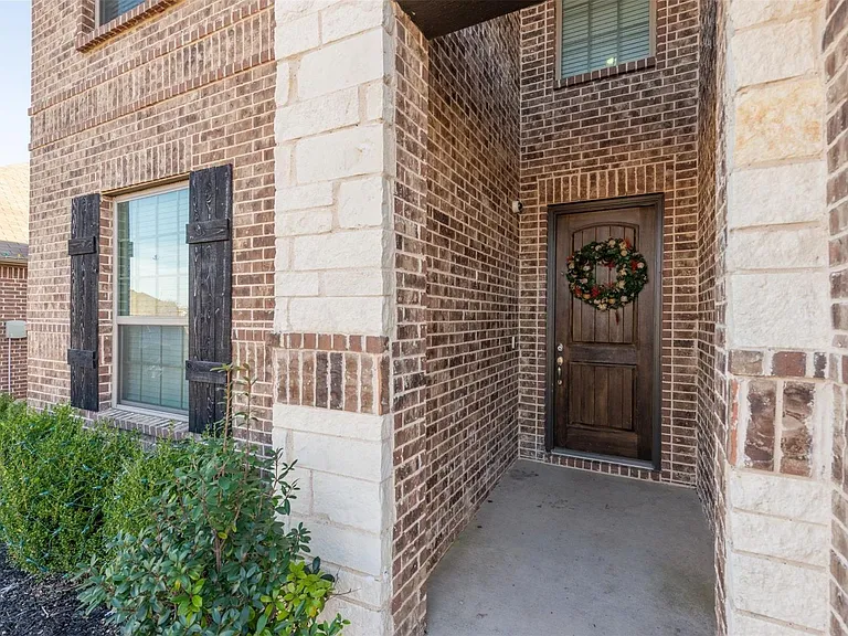 717 Seabourne Dr — Photo 25