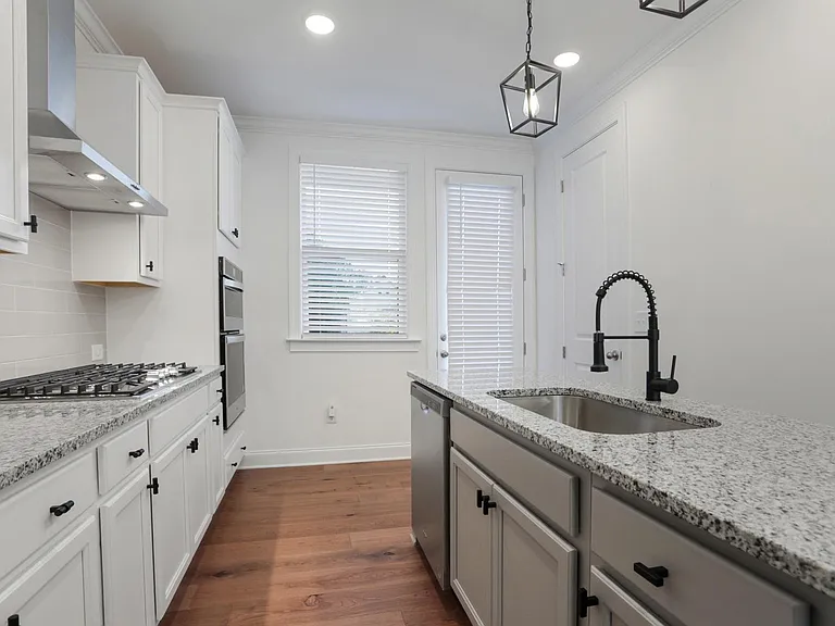 2507 Figaro Dr — Photo 3