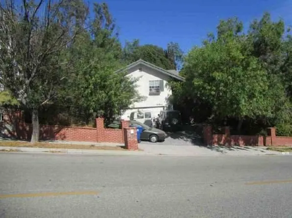 11922 Louise Ave, Granada Hills, CA 91344