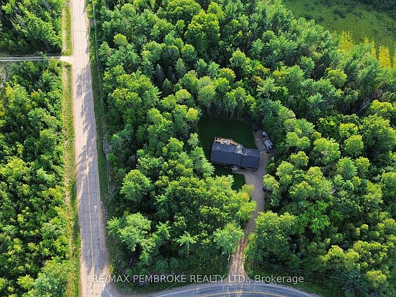 5th image of 13 Rantz Rd