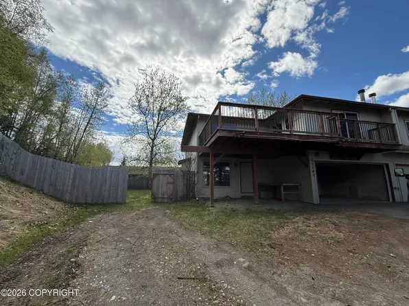11100 Aurora Cir, Eagle River, AK 99577
