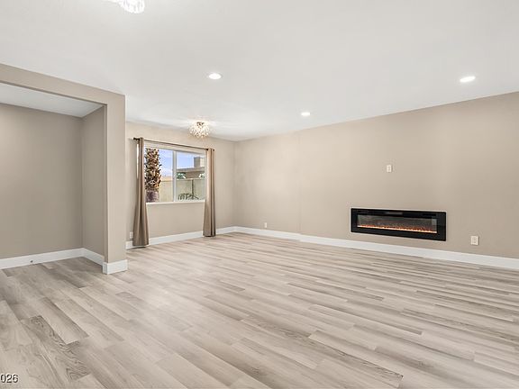 4th image of 4301 San Joaquin Ave