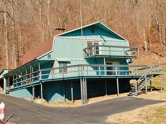 2nd image of 118 Holly Ln