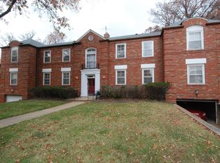 8247 Delmar Blvd APT 2E, Saint Louis, MO 63124