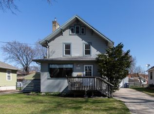 1335 10th Ave S, Fargo, ND 58103