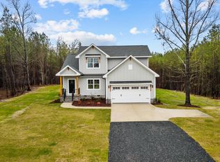 2622 Bensalem Church Rd, Eagle Springs, NC 27242