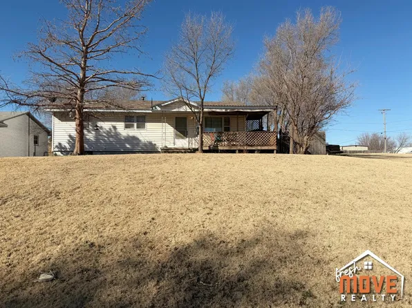 607 Chestnut St, Kismet, KS 67859