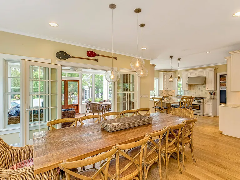 590 Soundview Avenue Ext — Photo 8