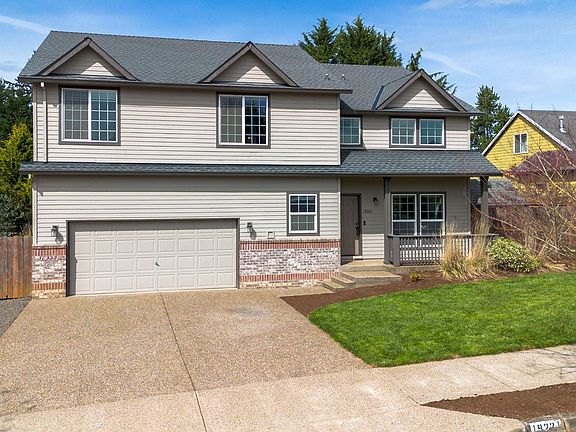 3rd image of 19221 Windmill Dr