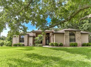 18631 Autumn Lake Blvd, Hudson, FL 34667