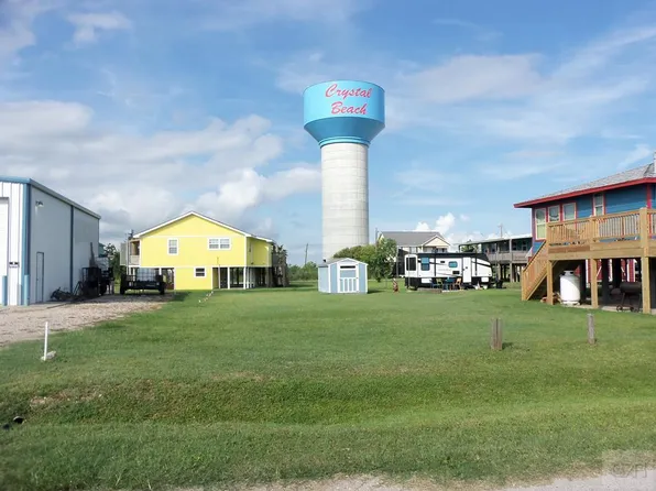 987 E Verdia Dr, Crystal Beach, TX 77650