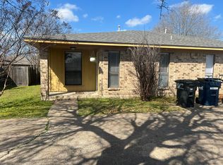 717 San Benito Dr #A, College Station, TX 77845