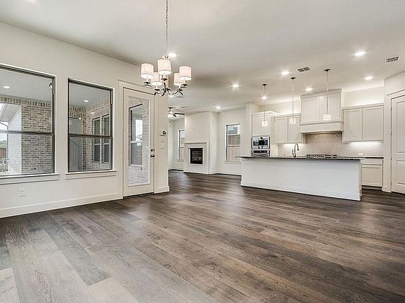 5th image of 1271 Ocean Breeze Dr
