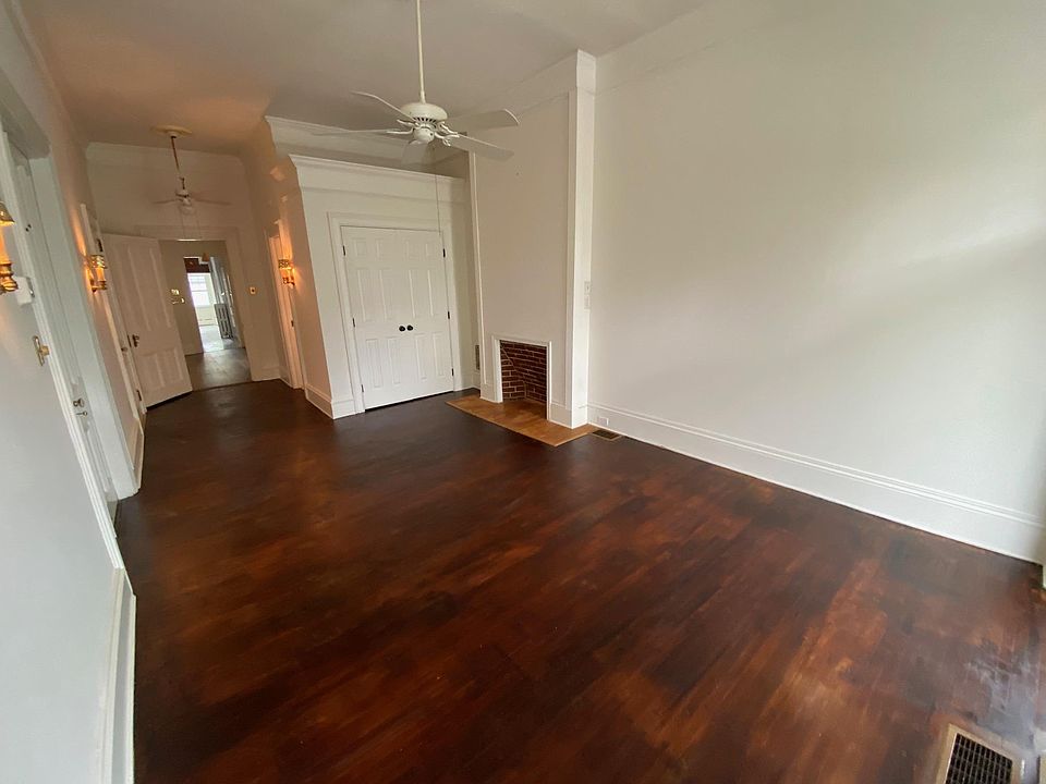 1st image of 624 N Lime St APT 1
