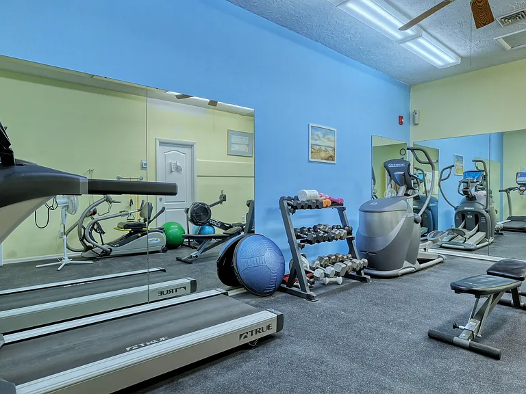 1250 N Portofino Dr #301 — Photo 28