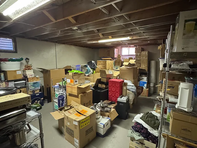 6907 S Hill St — Photo 30